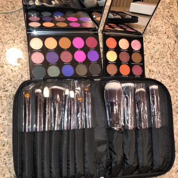 Morphe bundle of eyeshadow & brush set - Picture 2 of 8
